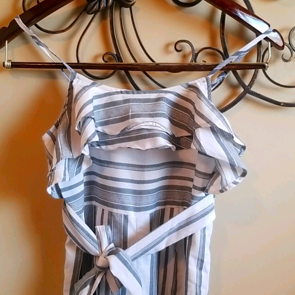 NEW WITH TAGS juniors Romper size 10